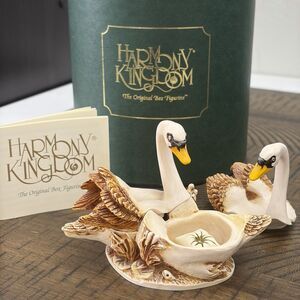 Harmony Kingdom Pillow Talk Swan Trinket Box Treasure Jests Original Box England